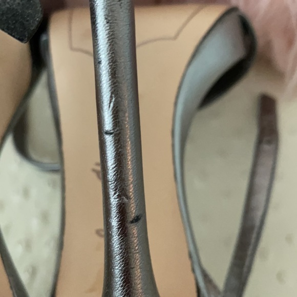 Sam Edelman size 4 heel sandal silver - Picture 5 of 6